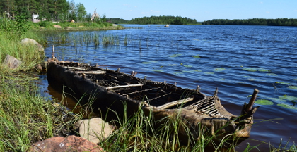 manufacture of a skin-on-frame canoe